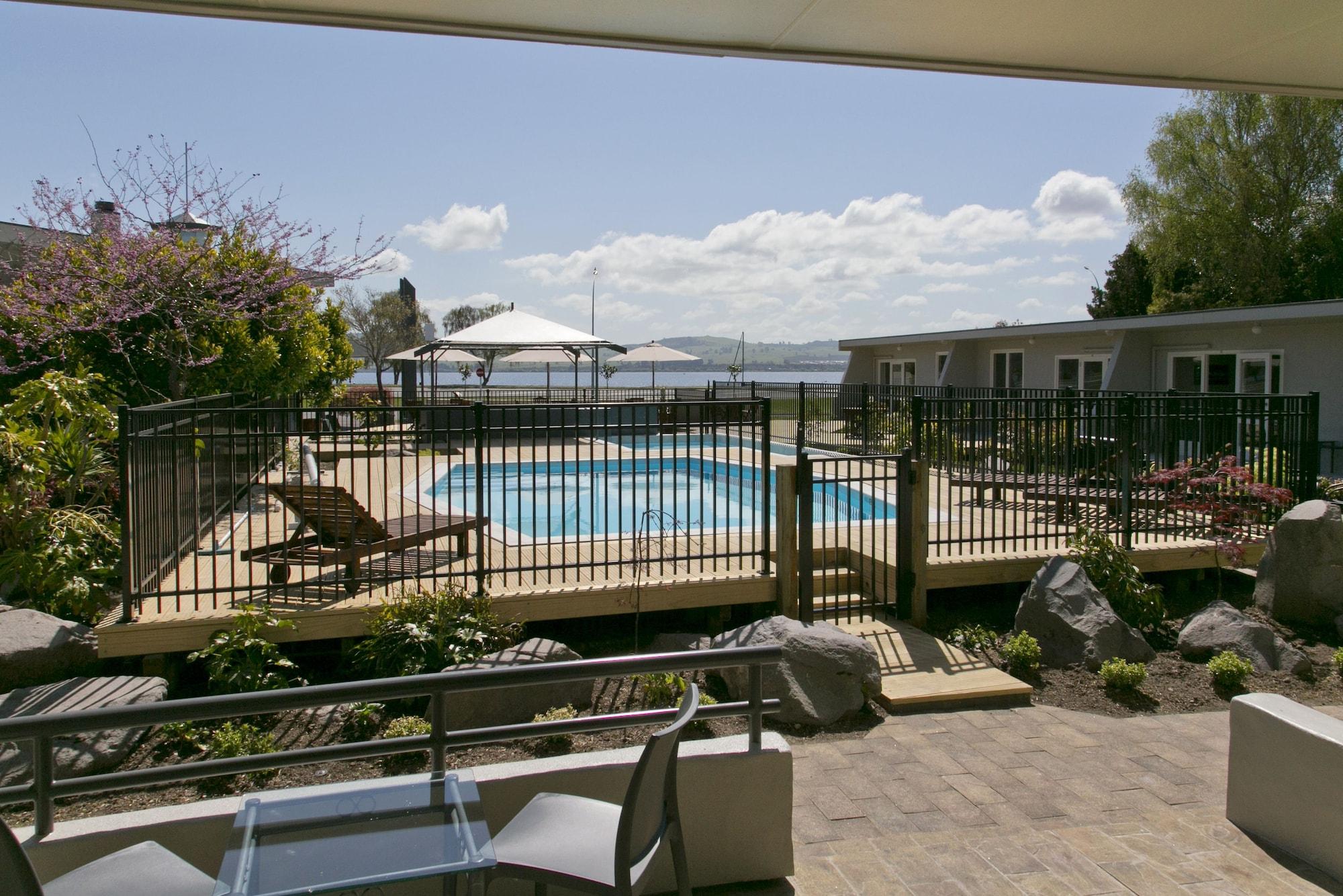 Anchorage Resort Taupo Nz 外观 照片