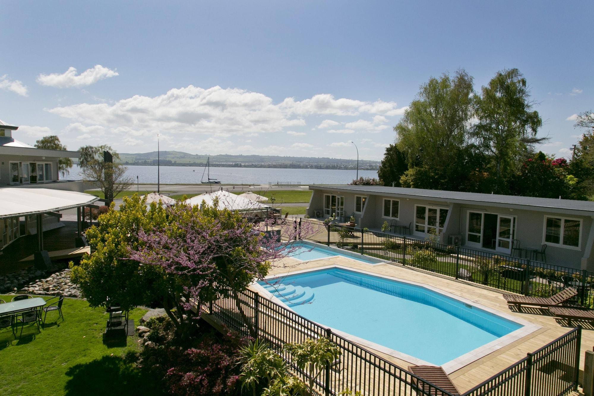 Anchorage Resort Taupo Nz 外观 照片